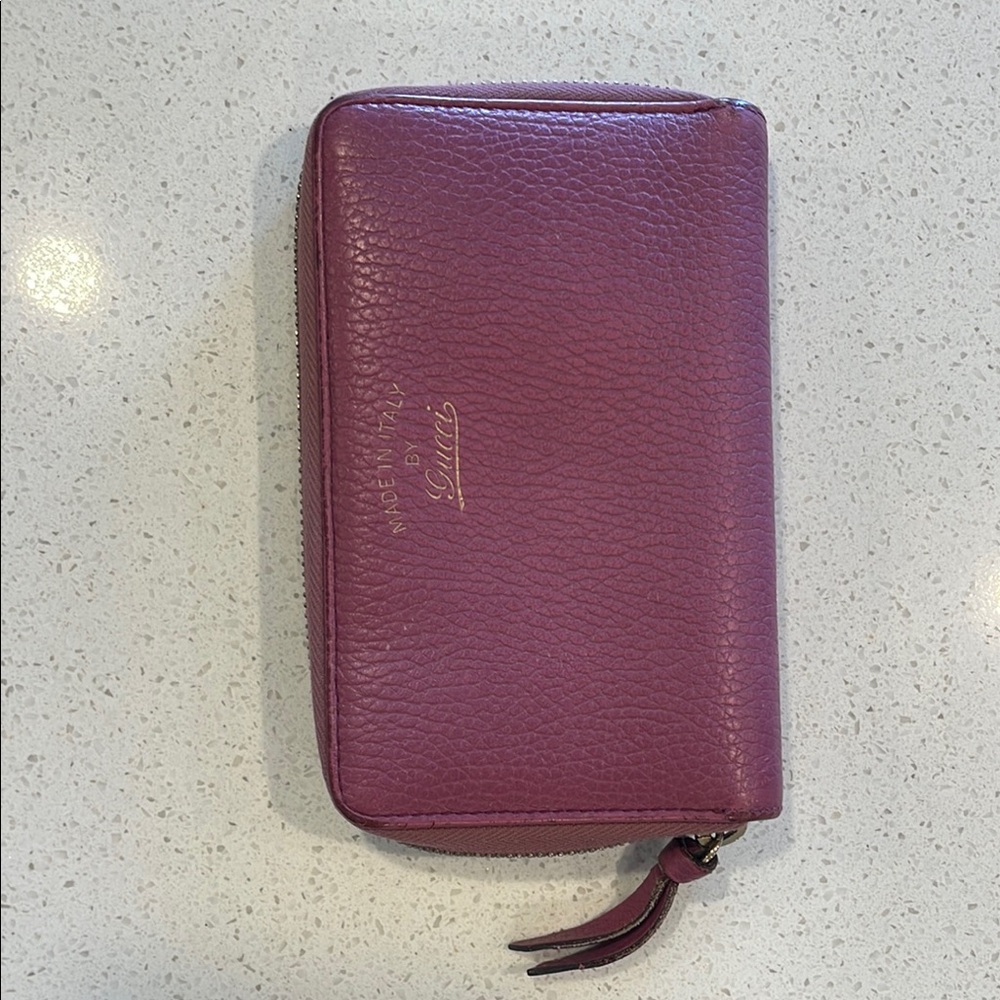 Gucci Purple Leather Wallet with Textured Finish